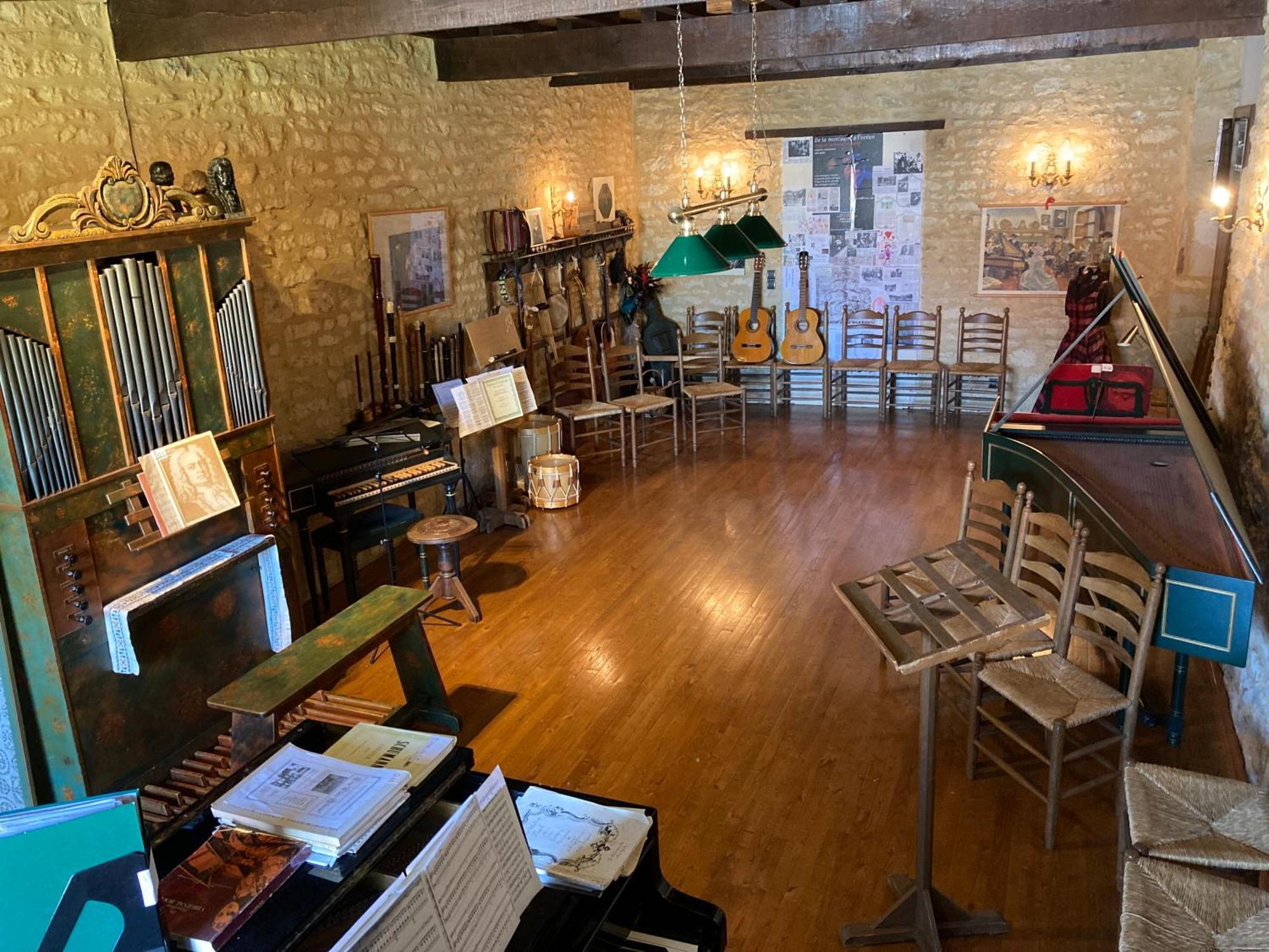 Maison Les Beaux Arts Mouzay  Eksteriør bilde